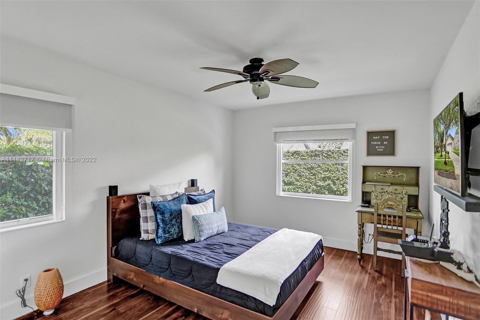 CHAPEL TRAIL REPLAT SEC T - Residential