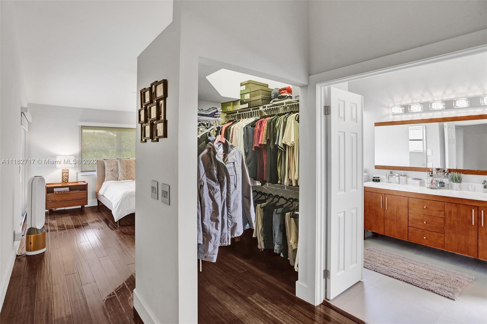CHAPEL TRAIL REPLAT SEC T - Residential