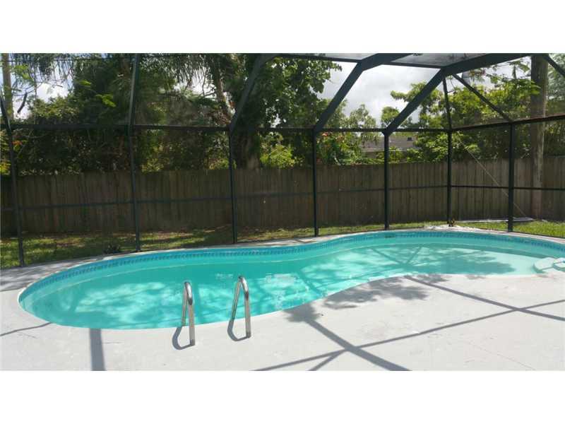 29 55 40 FAIRWAY PINES - Residential Lease