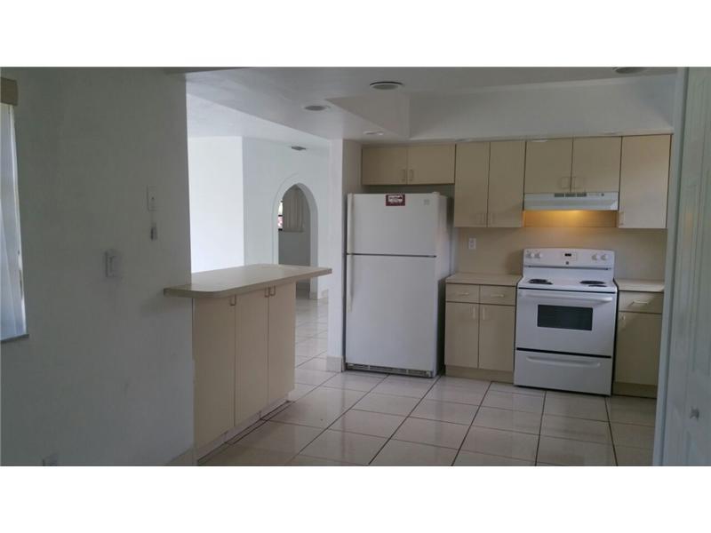 29 55 40 FAIRWAY PINES - Residential Lease