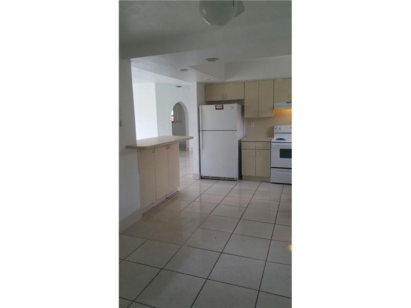29 55 40 FAIRWAY PINES - Residential Lease