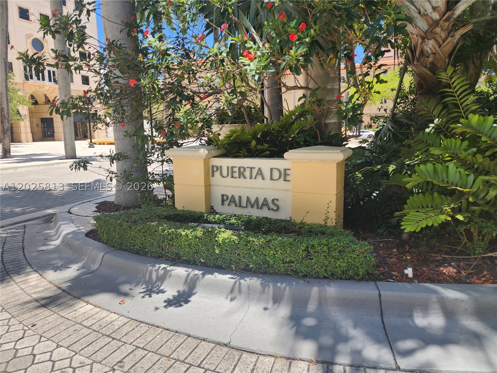 PUERTA DE PALMAS CONDO - Residential Lease