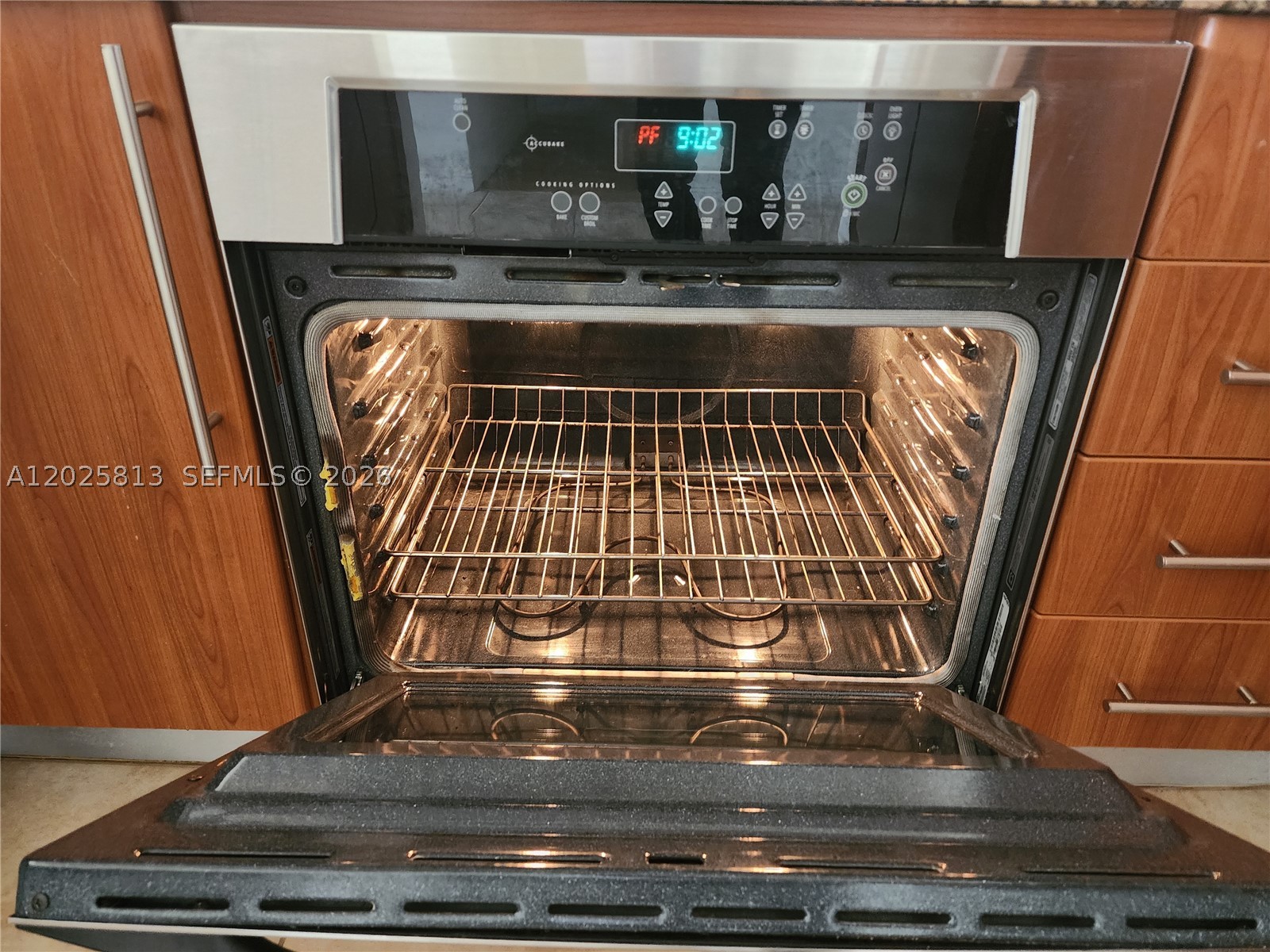 PUERTA DE PALMAS CONDO - Residential Lease