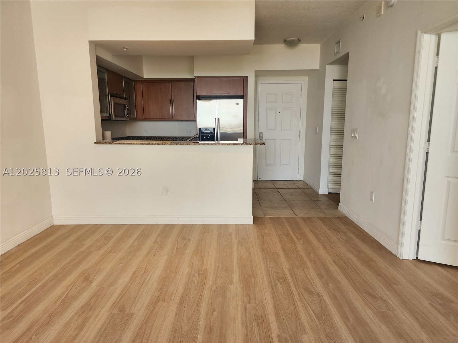 PUERTA DE PALMAS CONDO - Residential Lease