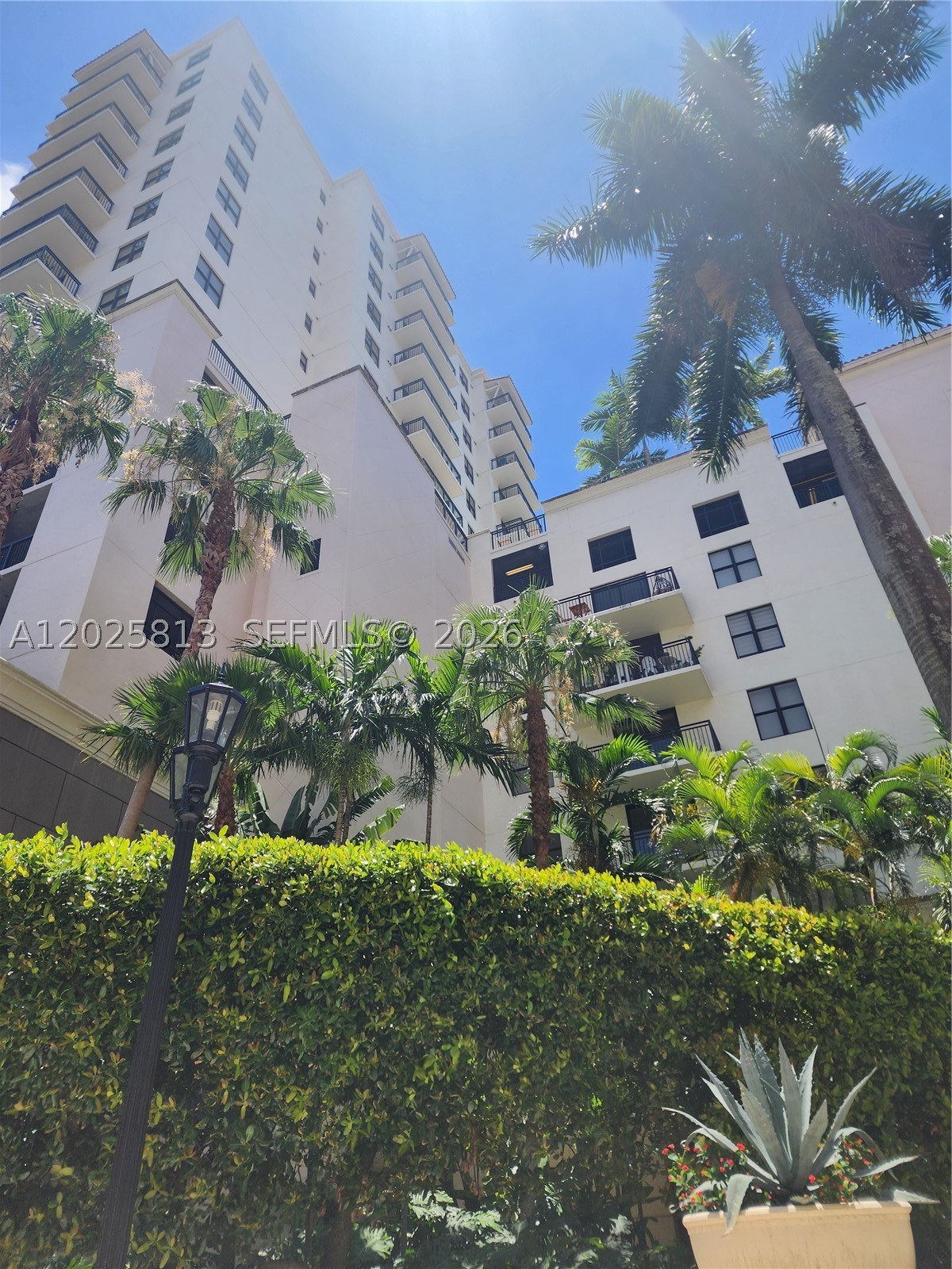 PUERTA DE PALMAS CONDO - Residential Lease
