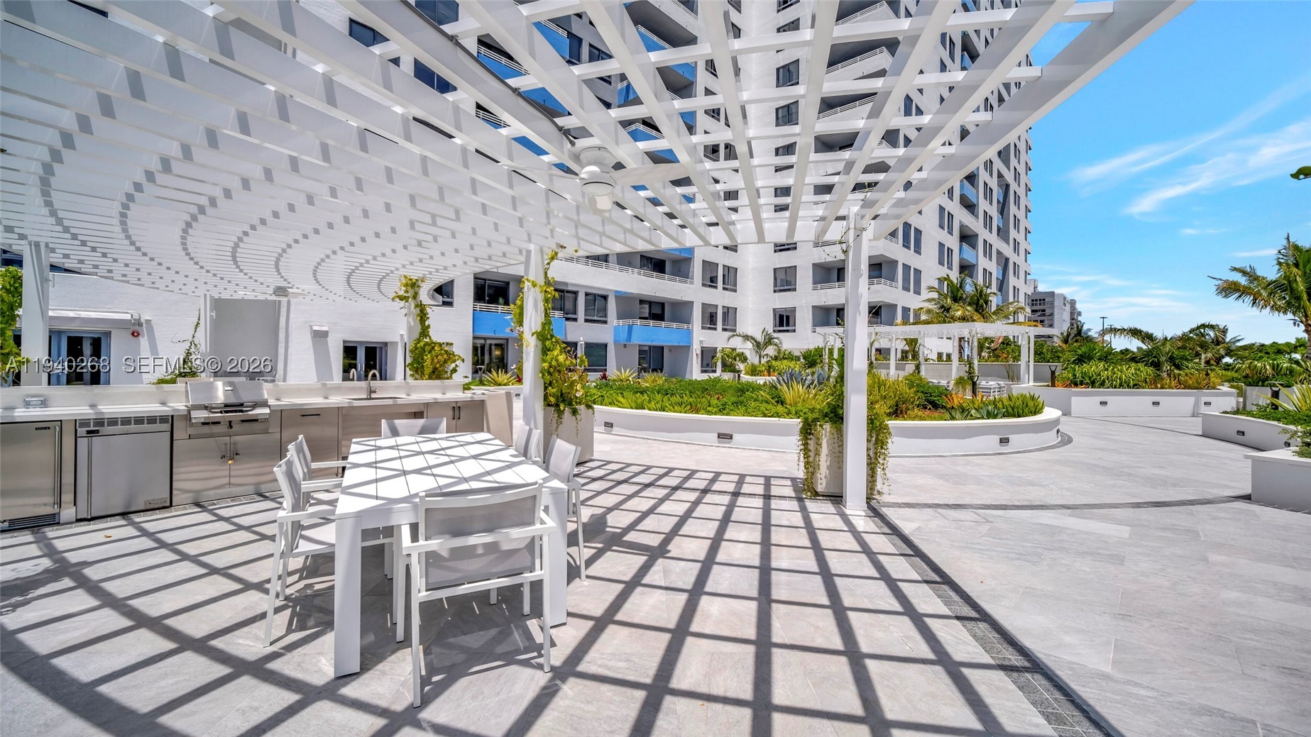 THE WAVERLY AT SOUTH BEAC - Residential