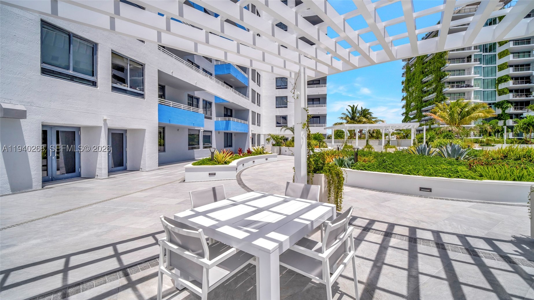 THE WAVERLY AT SOUTH BEAC - Residential