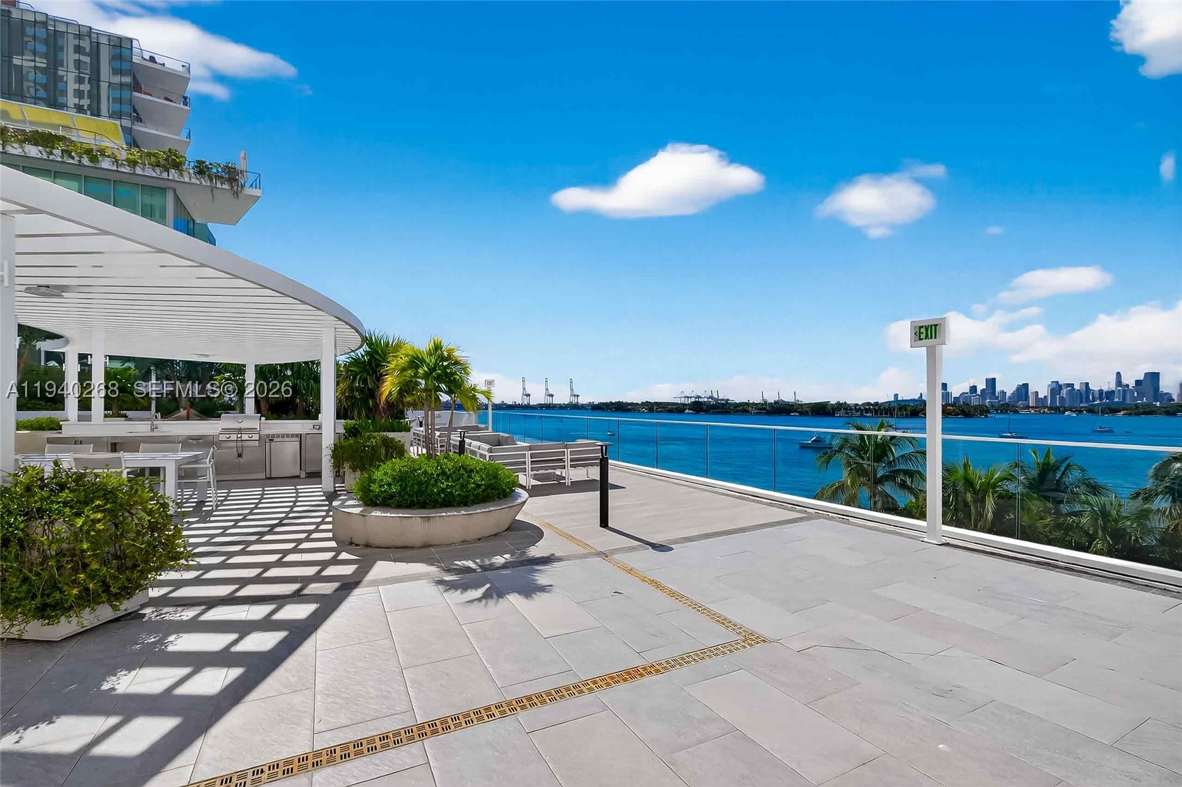 THE WAVERLY AT SOUTH BEAC - Residential