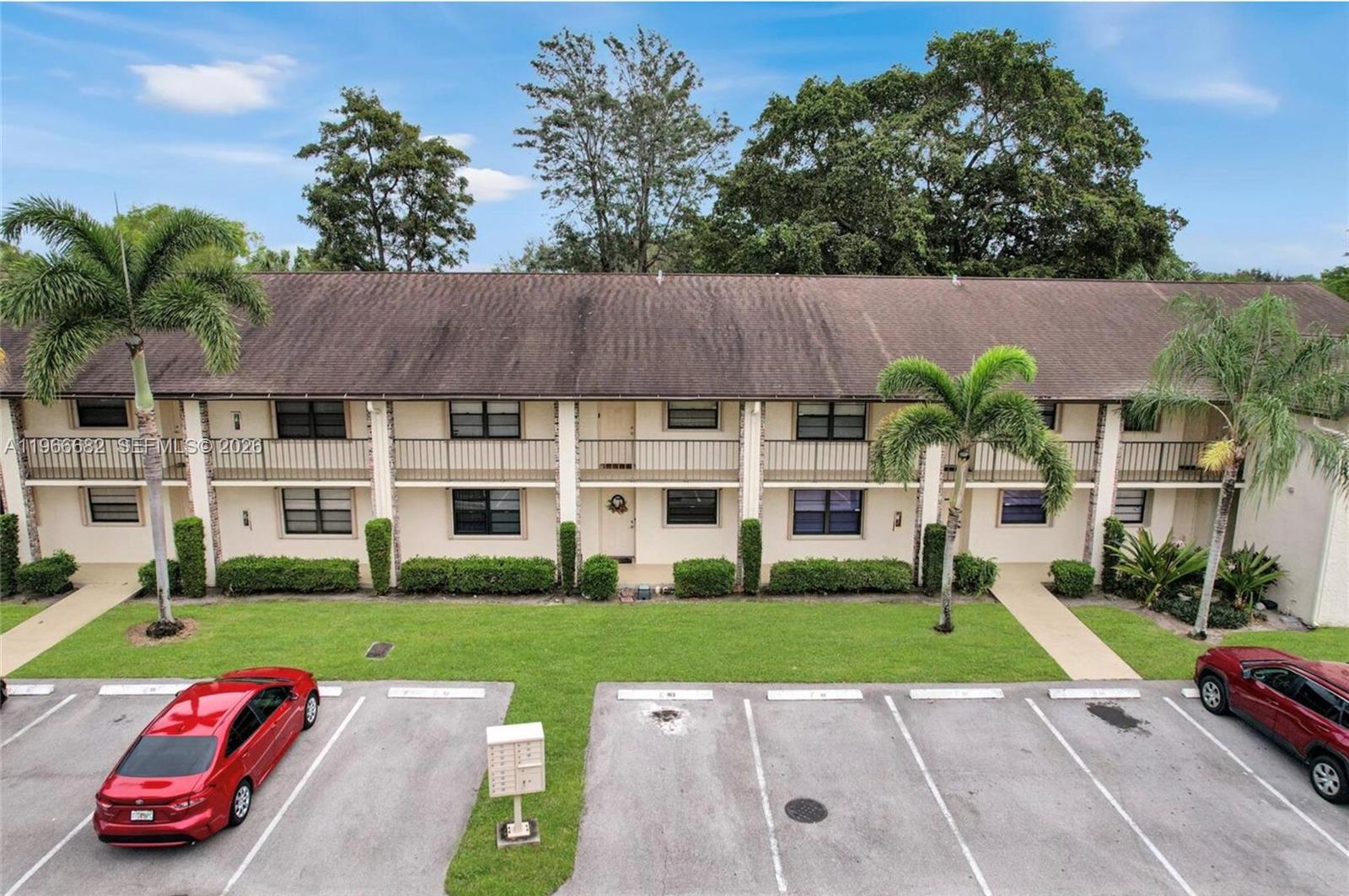 OWNER MOTIVATED. BEAUTIFULLY REMODELED 2-BEDROOM, 2-BATH CONDO LOCATED IN THE PEACEFUL COMMUNITY OF GABLES EAST AT BOCA BARWOOD IV. EXCELLENT LOCATION IN BOCA RATON, CLOSE TO SCHOOLS, SHOPPING, AND MAIN ROADS. THIS FIRST-FLOOR UNIT FEATURES A BRIGHT INTERIOR, WASHER AND DRYER INSIDE, AN ENCLOSED BALCONY WITH DIRECT ACCESS TO THE GREEN AREA, AND ONE ASSIGNED PARKING SPACE. LAUNDRY IN UNIT. COMMUNITY OFFERS A POOL AND WELL-MAINTAINED COMMON AREAS. EASY TO SHOW. USE SHOWING TIME TO SCHEDULE A VISIT OR VIEW THE UNIT THROUGH THE VIRTUAL TOUR.