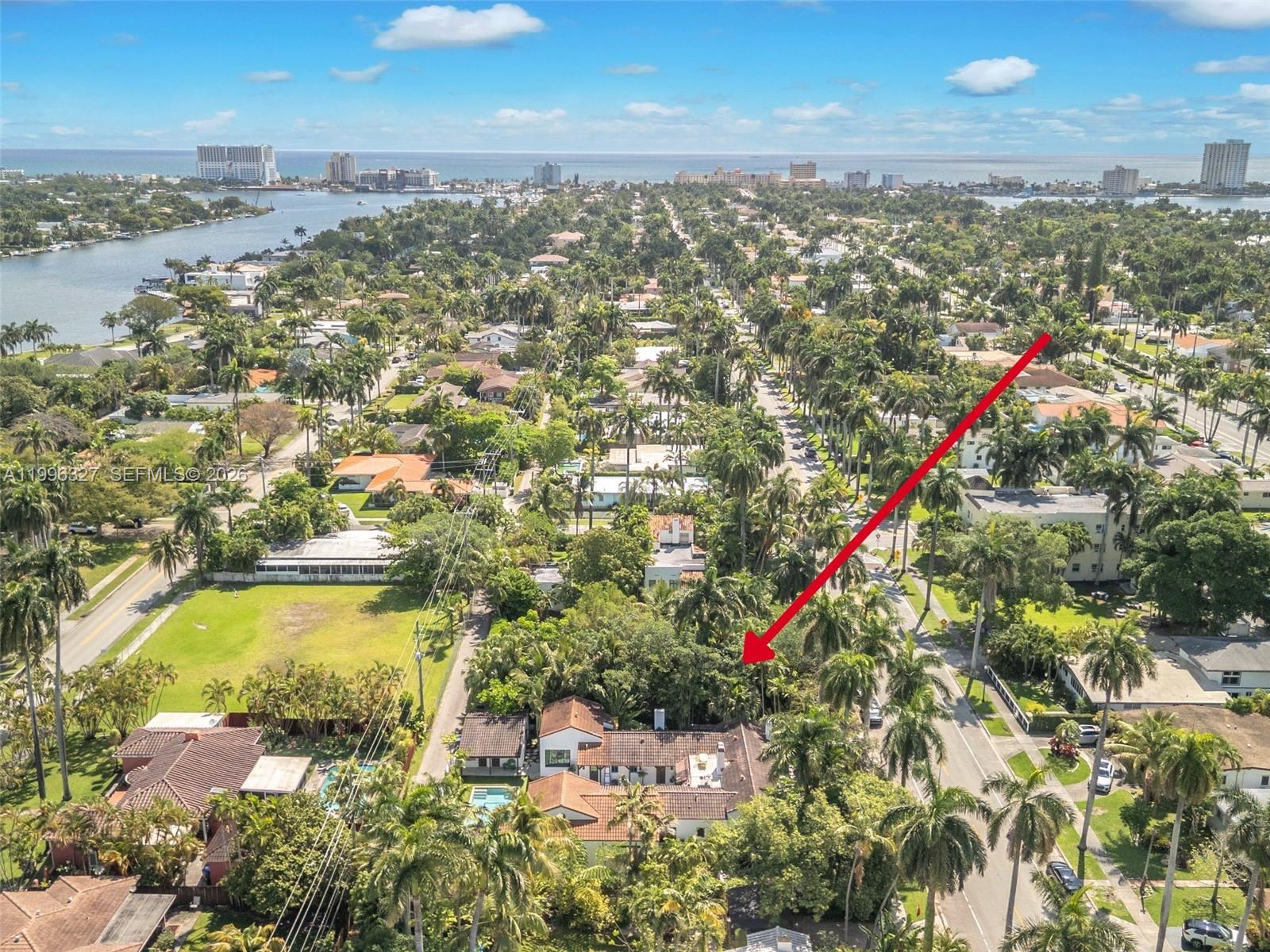 HOLLYWOOD LAKES SECTION - Residential
