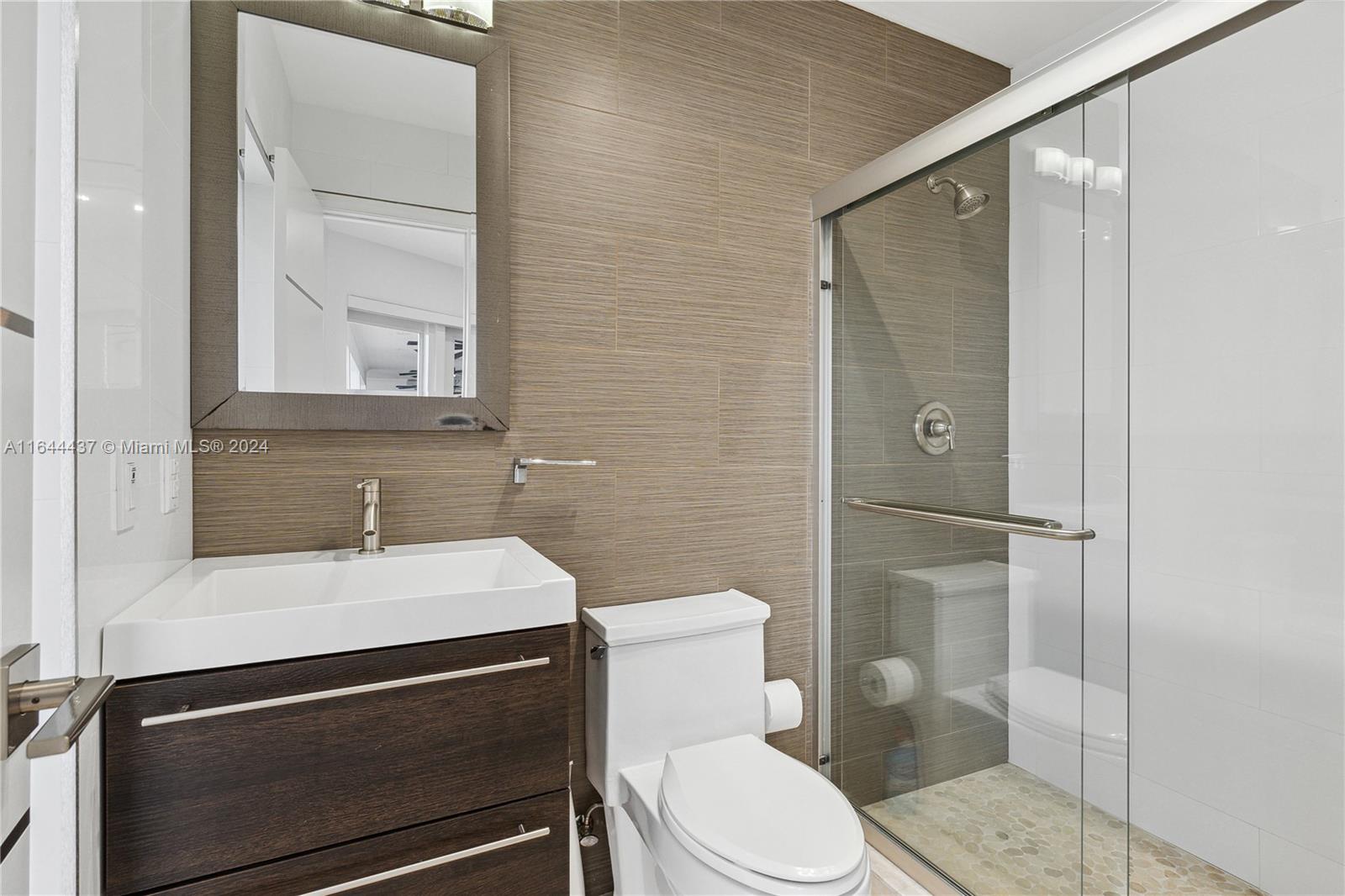 CORAL BAY SEC B - Residential