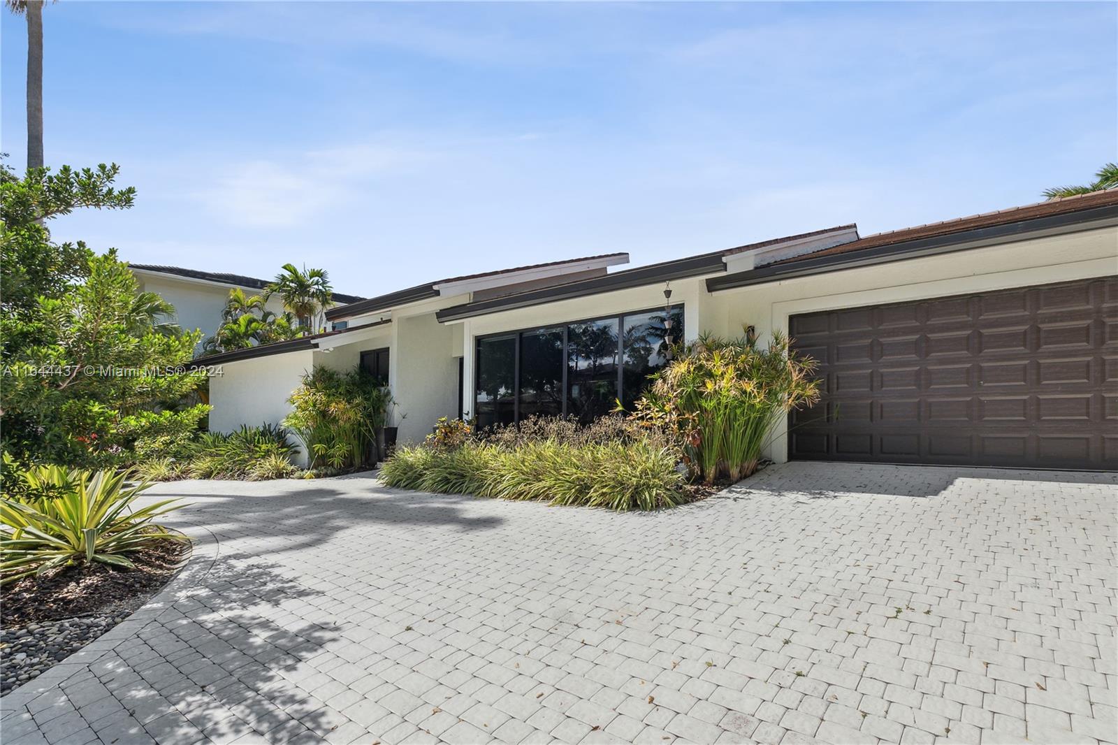 CORAL BAY SEC B - Residential