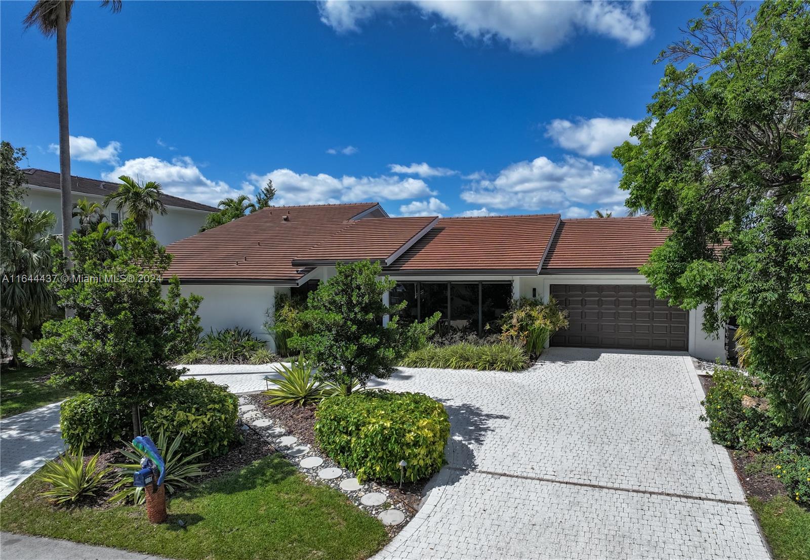 CORAL BAY SEC B - Residential