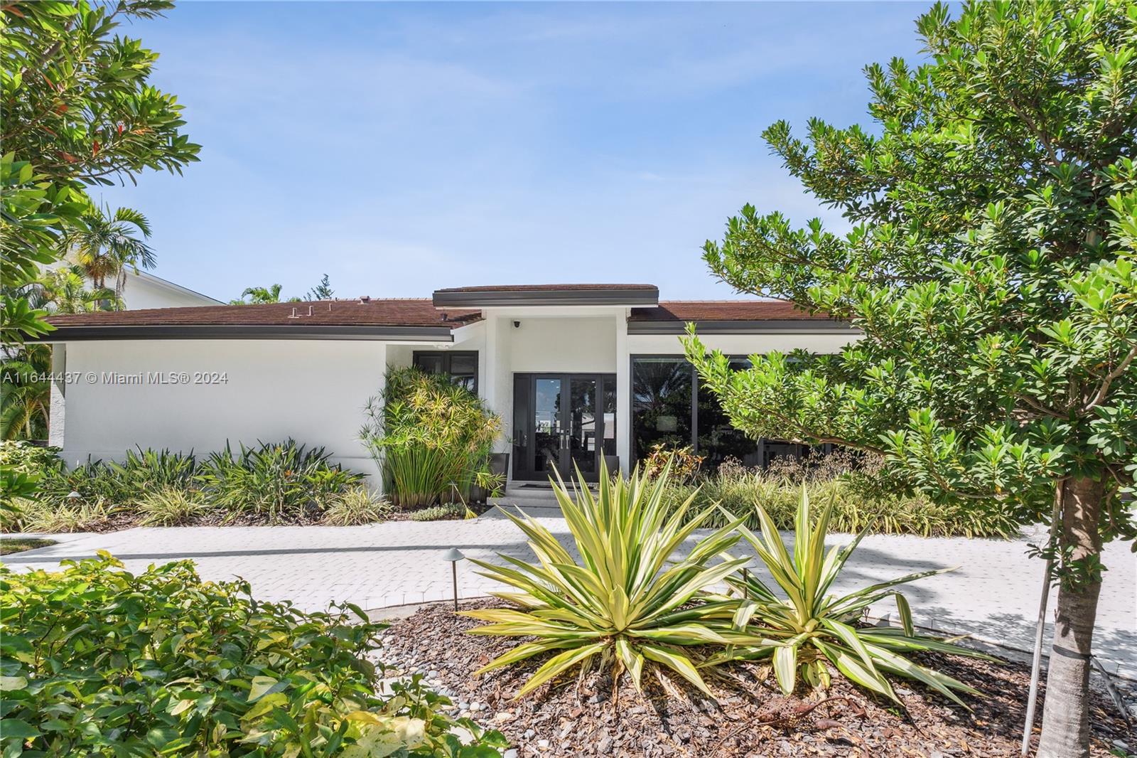 CORAL BAY SEC B - Residential