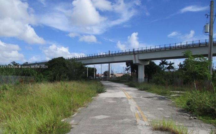 MIAMI INTERMODAL CENTER - Land
