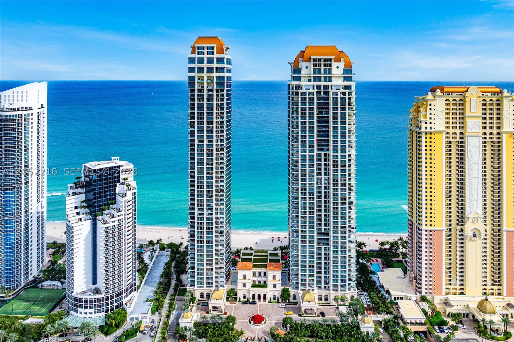 THE ESTATES OF AQUALINA - Residential