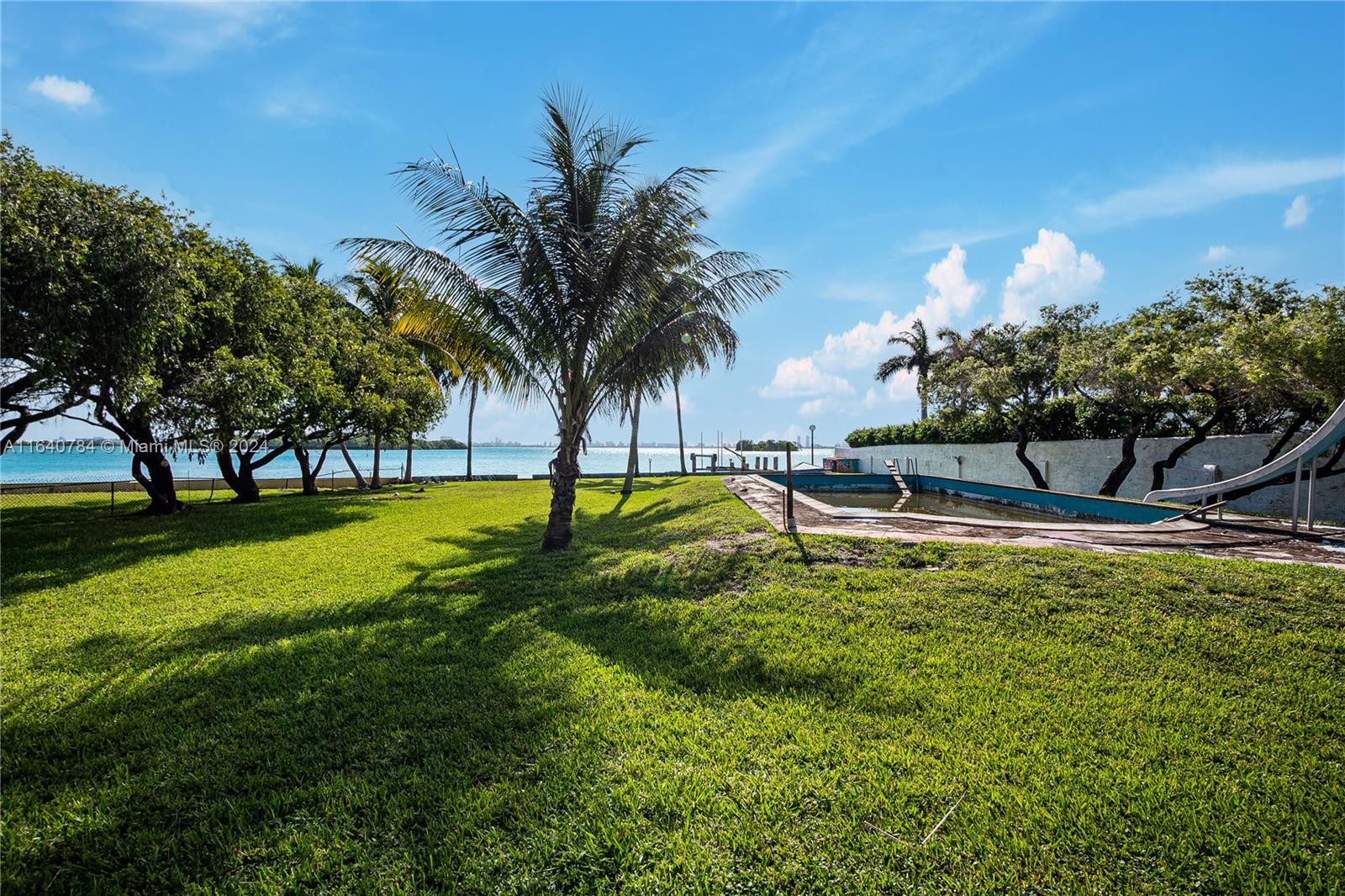 BAYSHORE A - Residential