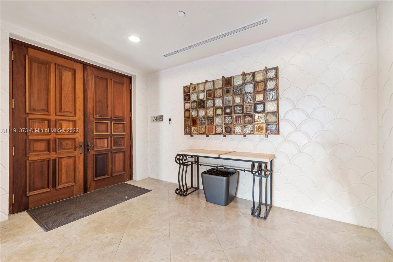 7400 OCEANSIDE AT FISHER - Residential
