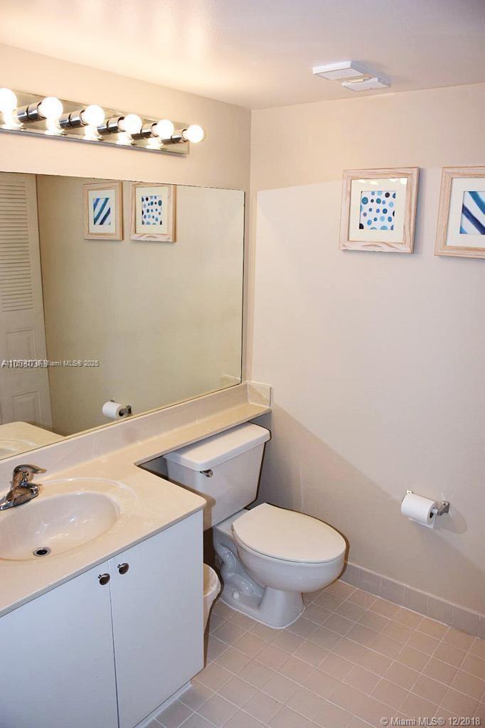 THE GREENS AT DORAL CONDO - Residential Lease