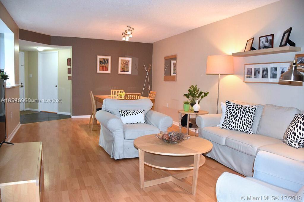 THE GREENS AT DORAL CONDO - Residential Lease