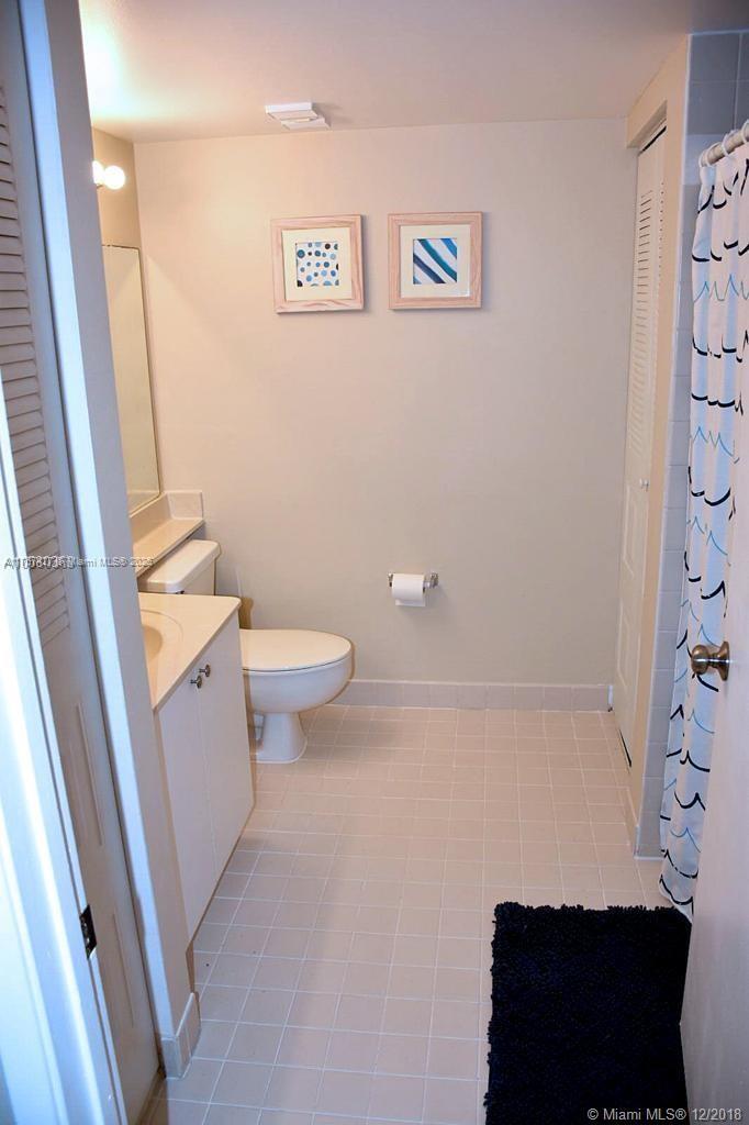 THE GREENS AT DORAL CONDO - Residential Lease