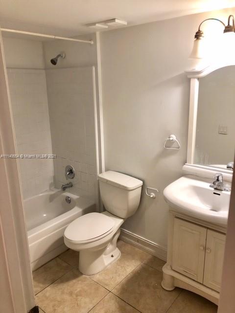 PALM AIRE GARDENS CONDO - Residential Lease
