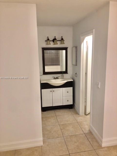 PALM AIRE GARDENS CONDO - Residential Lease