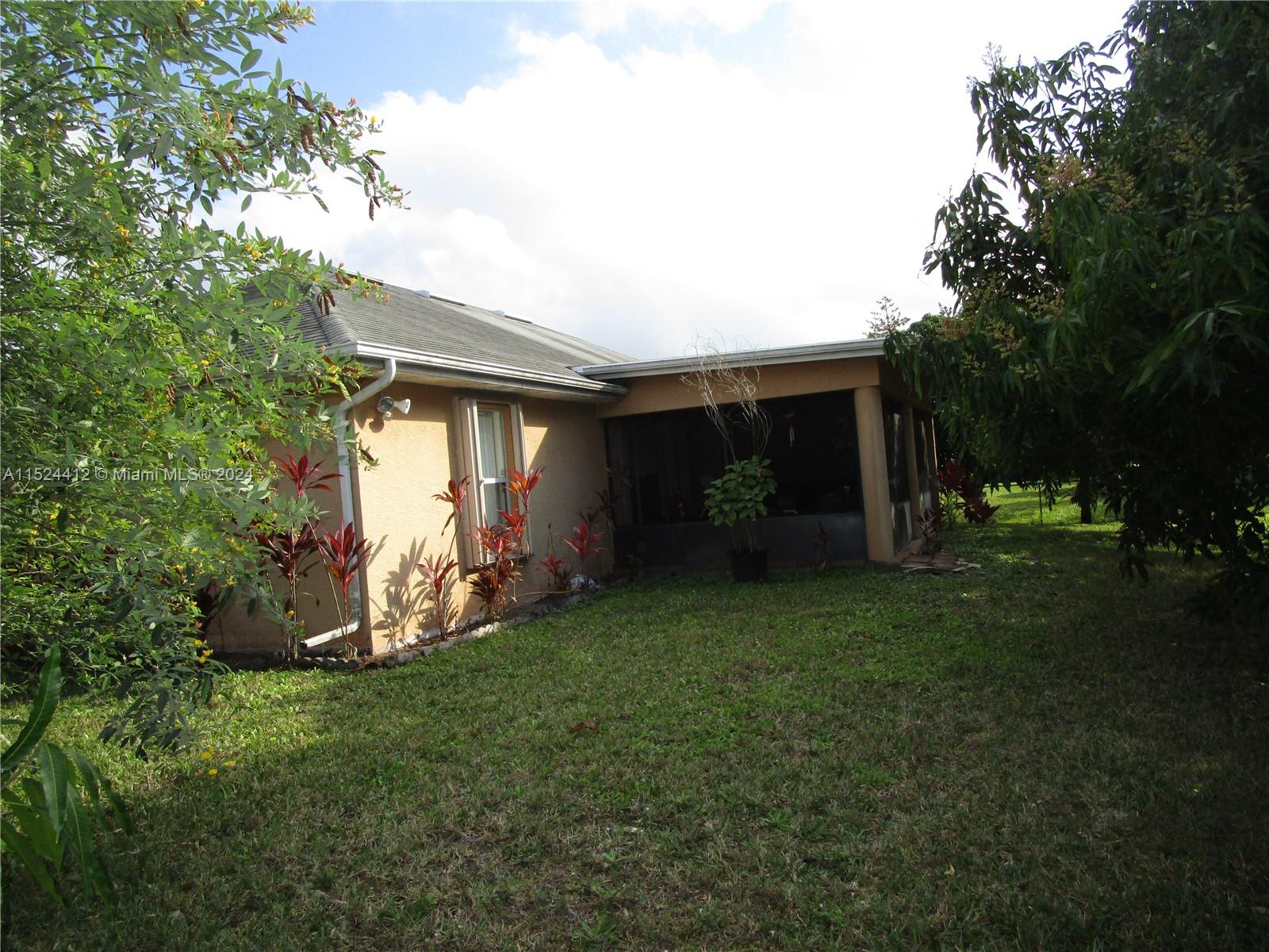 PORT ST LUCIE SECTION 25 - Residential