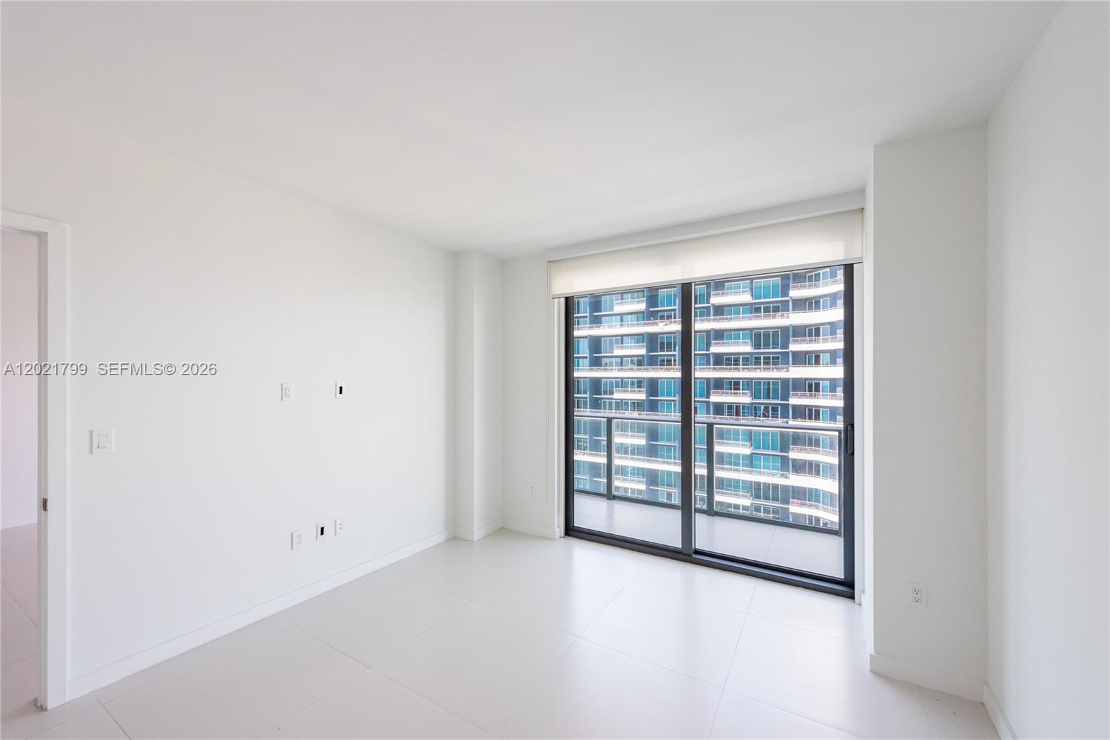 Located at the exclusive SLS Brickell, this 2-bedroom, 2.5-bath residence offers luxury living with full access to 5-star hotel amenities. Each bedroom features a built-in walk-in closet and a private bathroom. The unit has elegant tile flooring, blackout shades, an stainless steel appliances. Residents enjoy 24-hour concierge service, valet parking, a state-of-the-art fitness center, spa and more. Currently leased at $4,600/month. Making it a strong investment opportunity.
