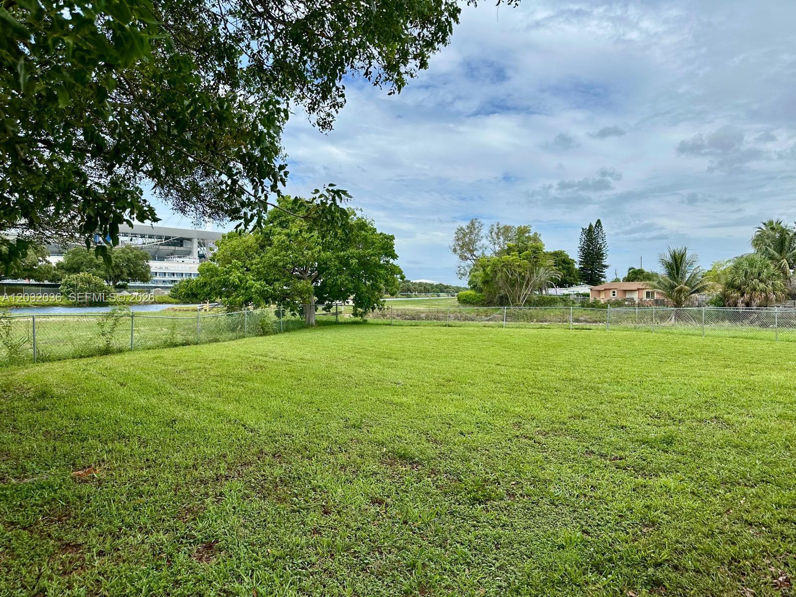 LAKE LUCERNE SEC 7 - Residential