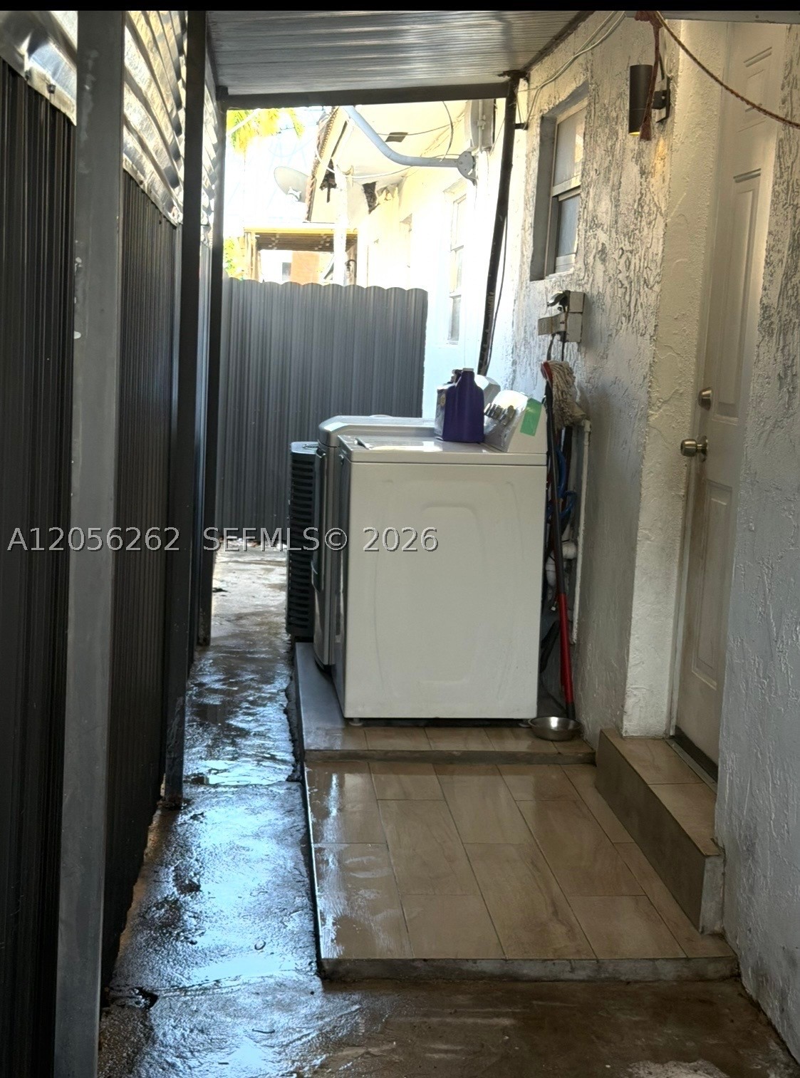 TOWN OF HIALEAH 1 ADDN AM - Residential Lease