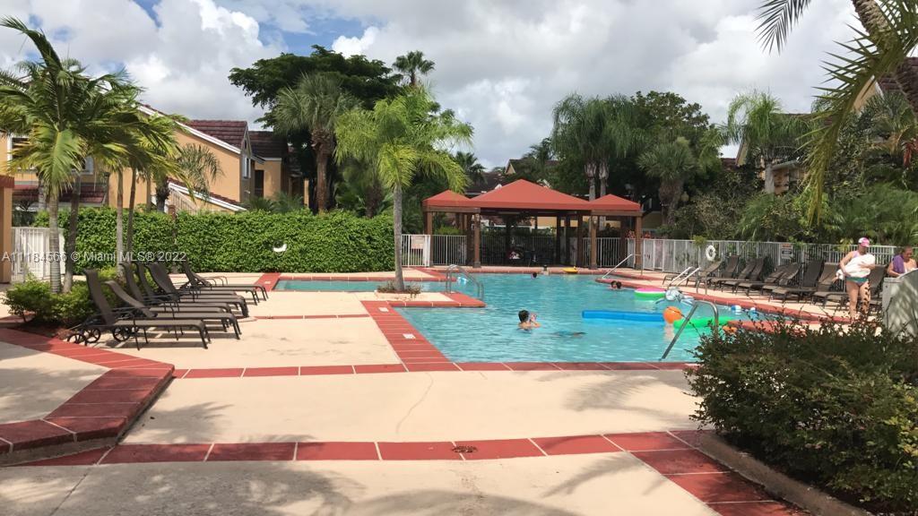 Amazing unit located in Hammocks at Kendall. 1 bed, 1 bath with washer and dryer inside the unit. easy to show.