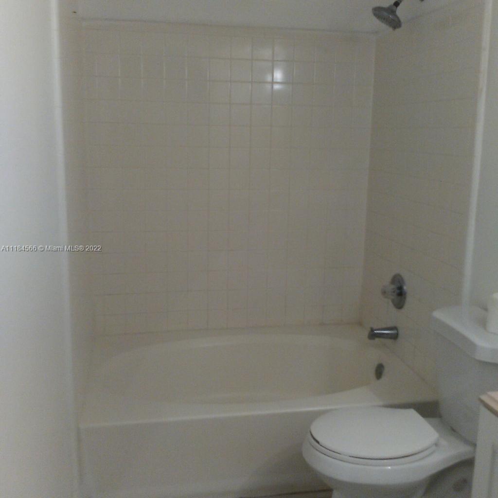 BISCAYNE BEACH CLUB CONDO - Residential Lease