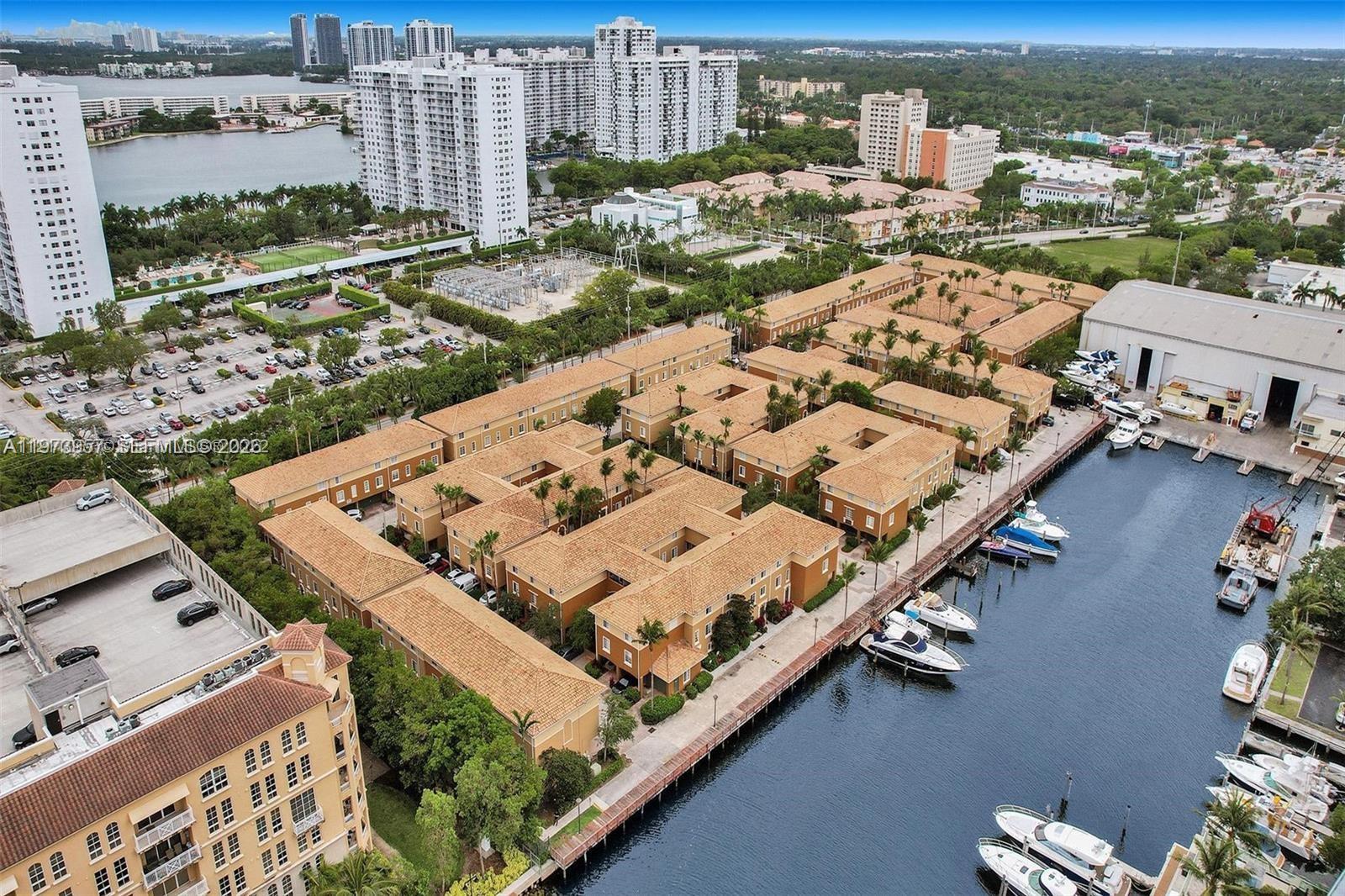 AVENTI AT AVENTURA CONDO - Residential