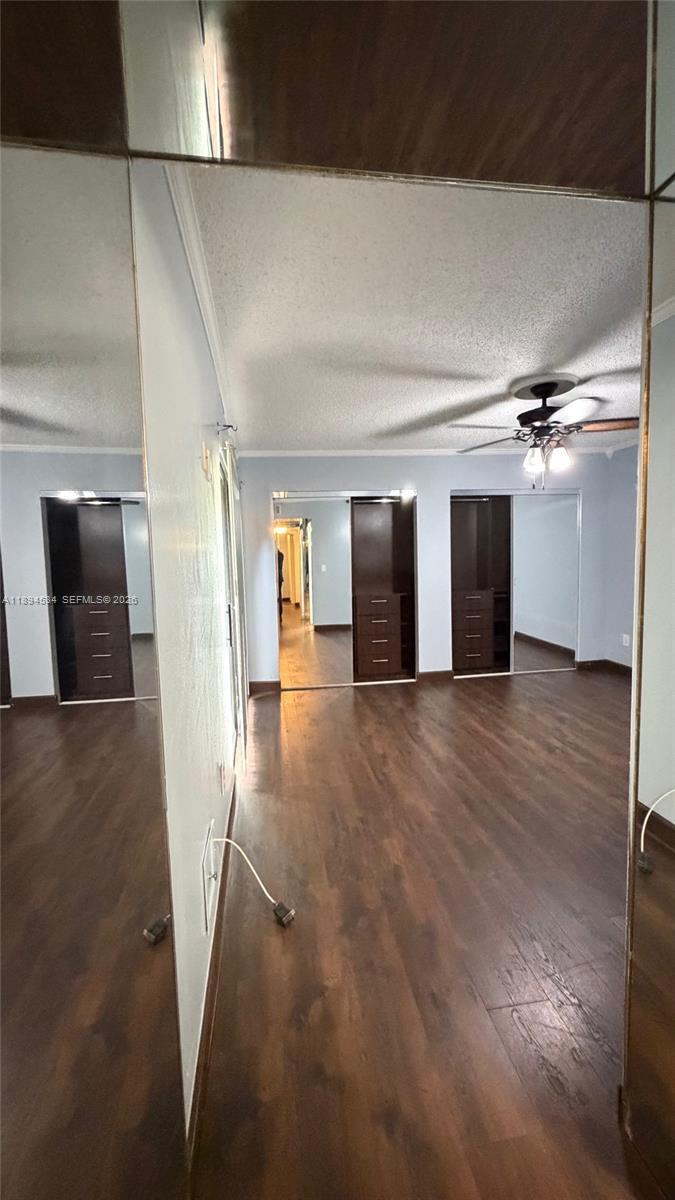 LAGO GRANDE FOUR-A CONDO - Residential