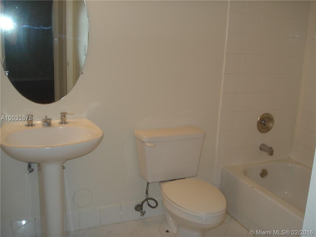 Oak Creek South - Residential Lease