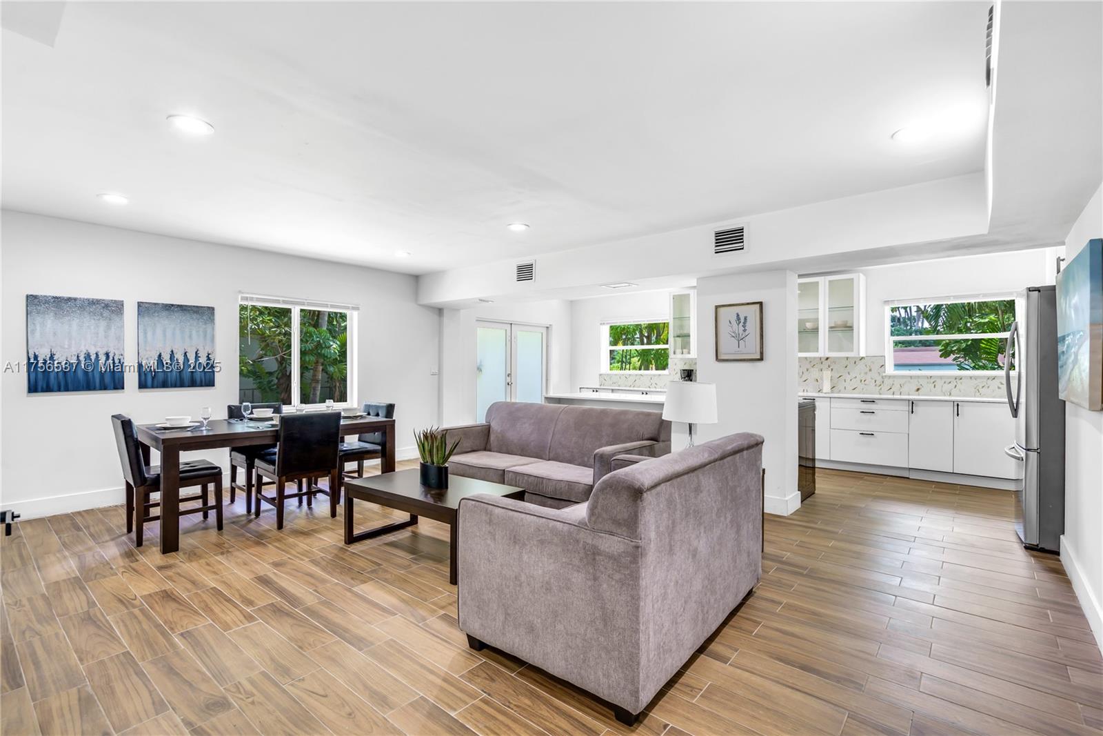 RIVER ESTATES - Residential