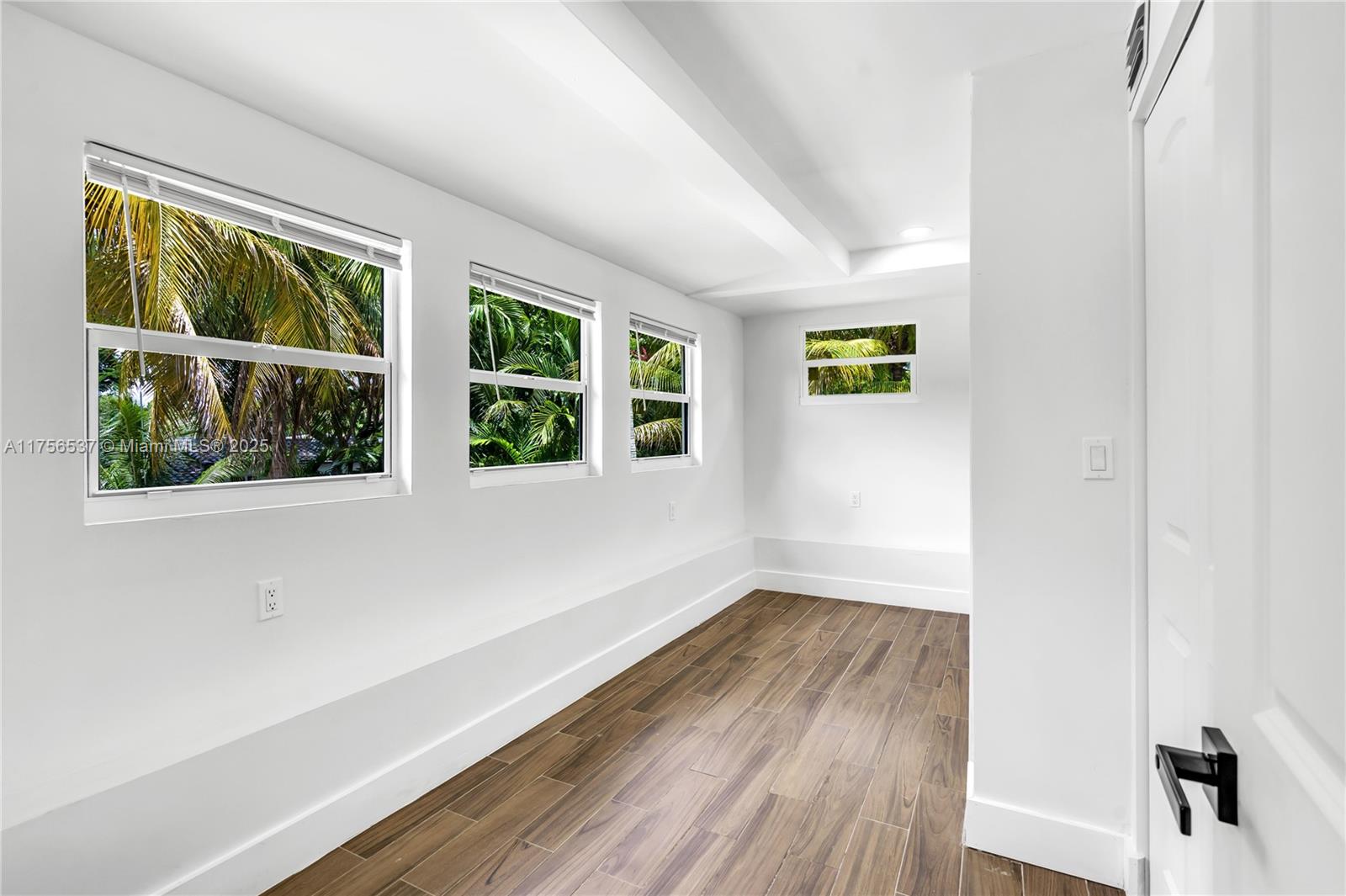 RIVER ESTATES - Residential