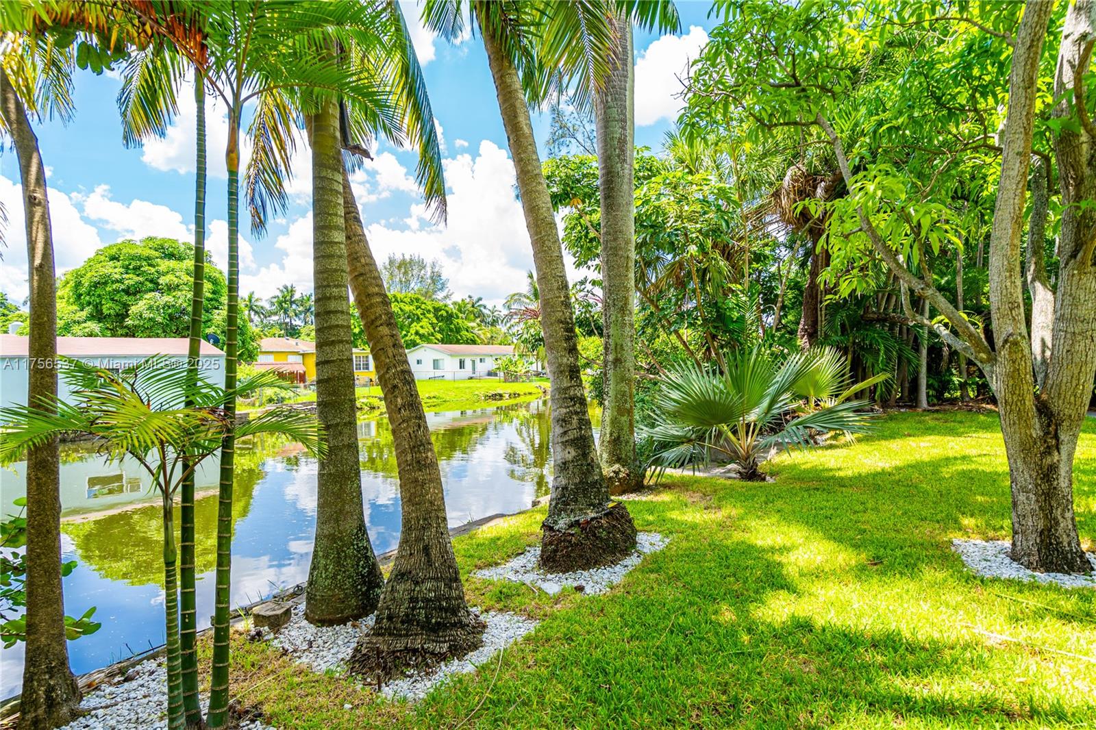 RIVER ESTATES - Residential