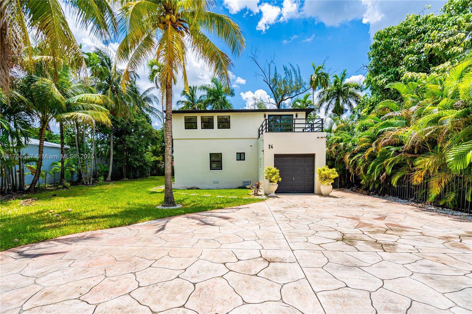 RIVER ESTATES - Residential