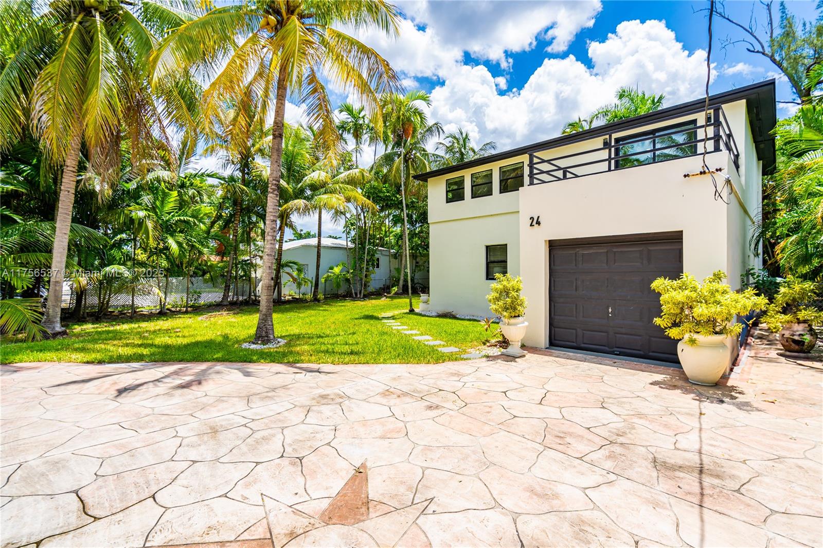 RIVER ESTATES - Residential