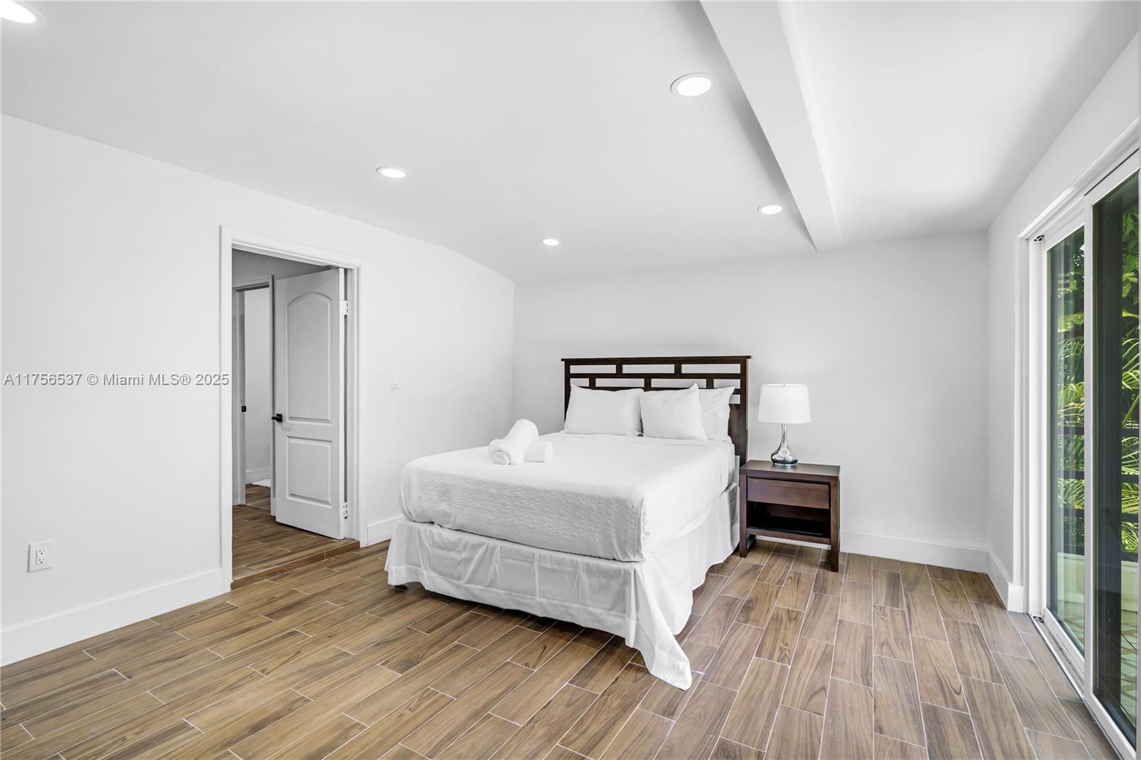 RIVER ESTATES - Residential