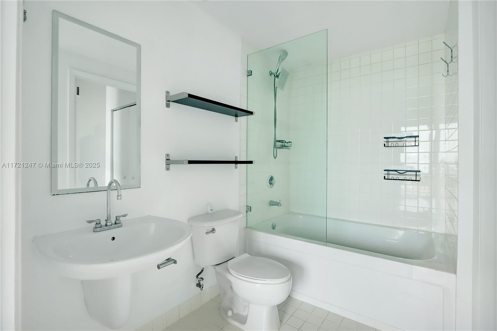 NEO CONDO - Residential Lease