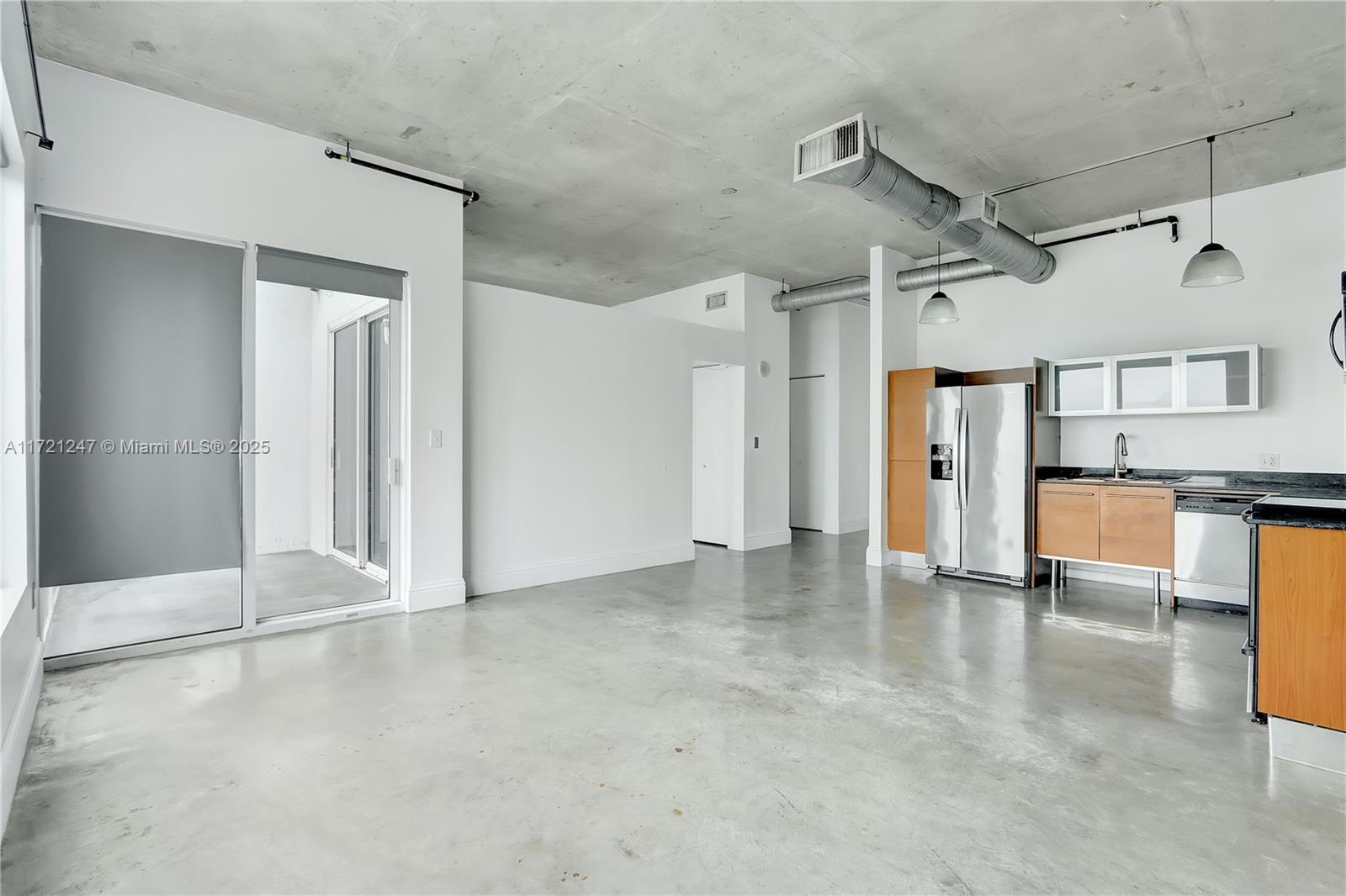 NEO CONDO - Residential Lease