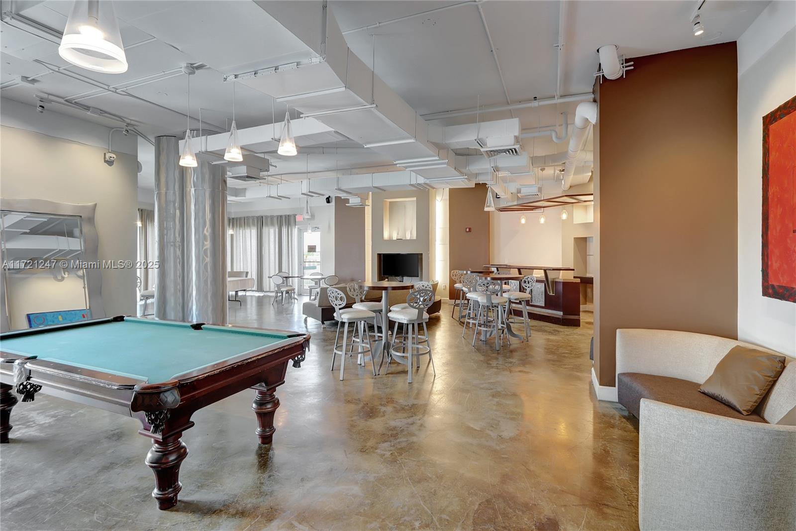NEO CONDO - Residential Lease
