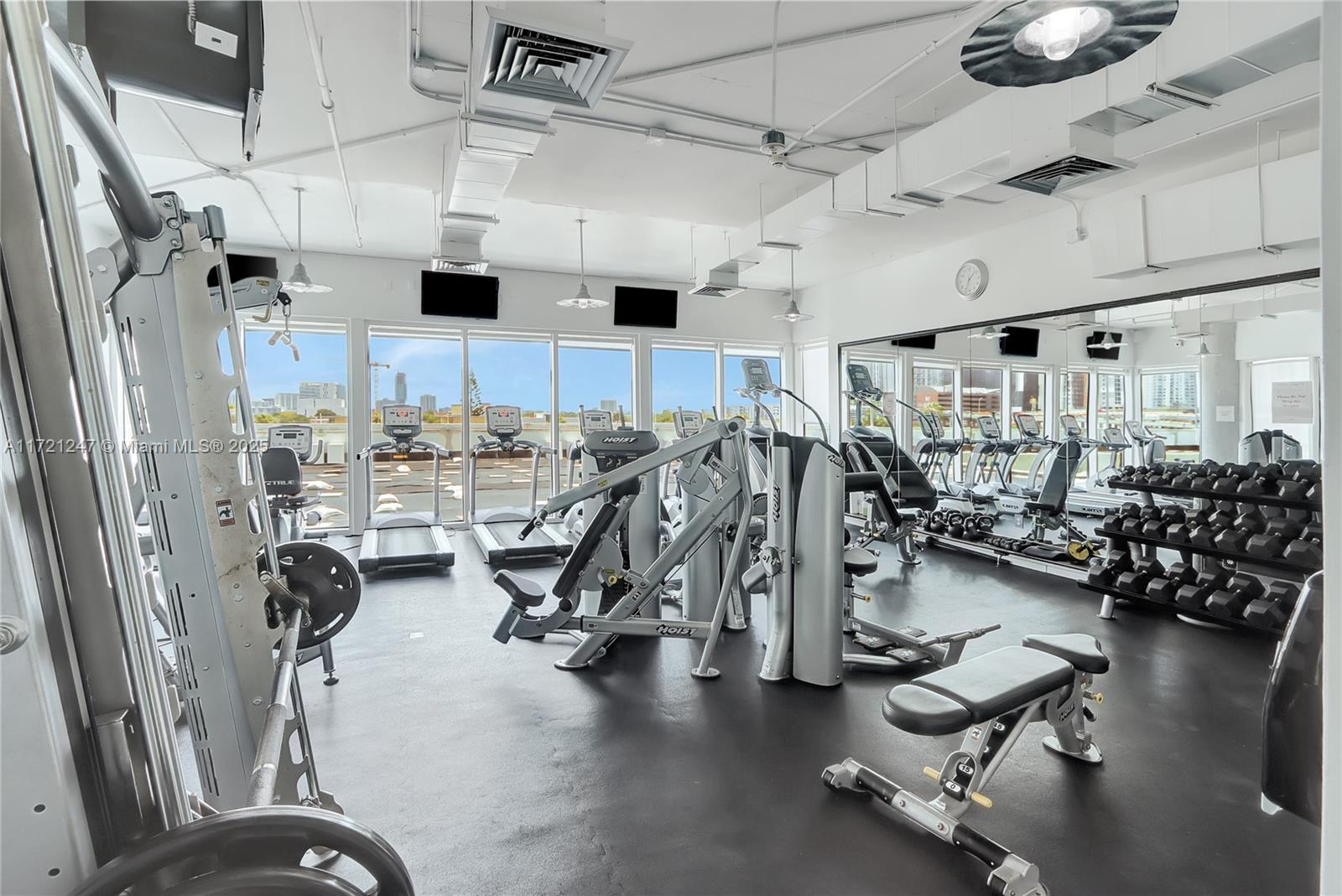 NEO CONDO - Residential Lease