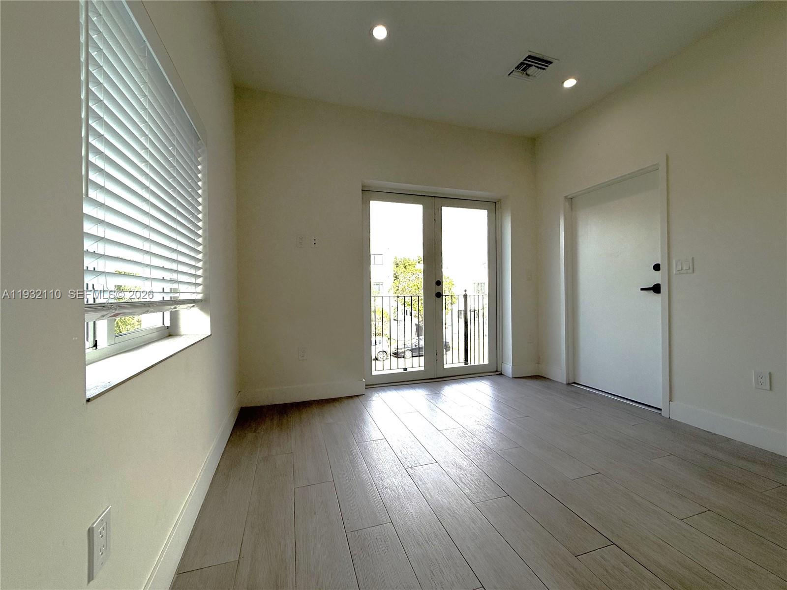 SHENANDOAH - Residential Lease