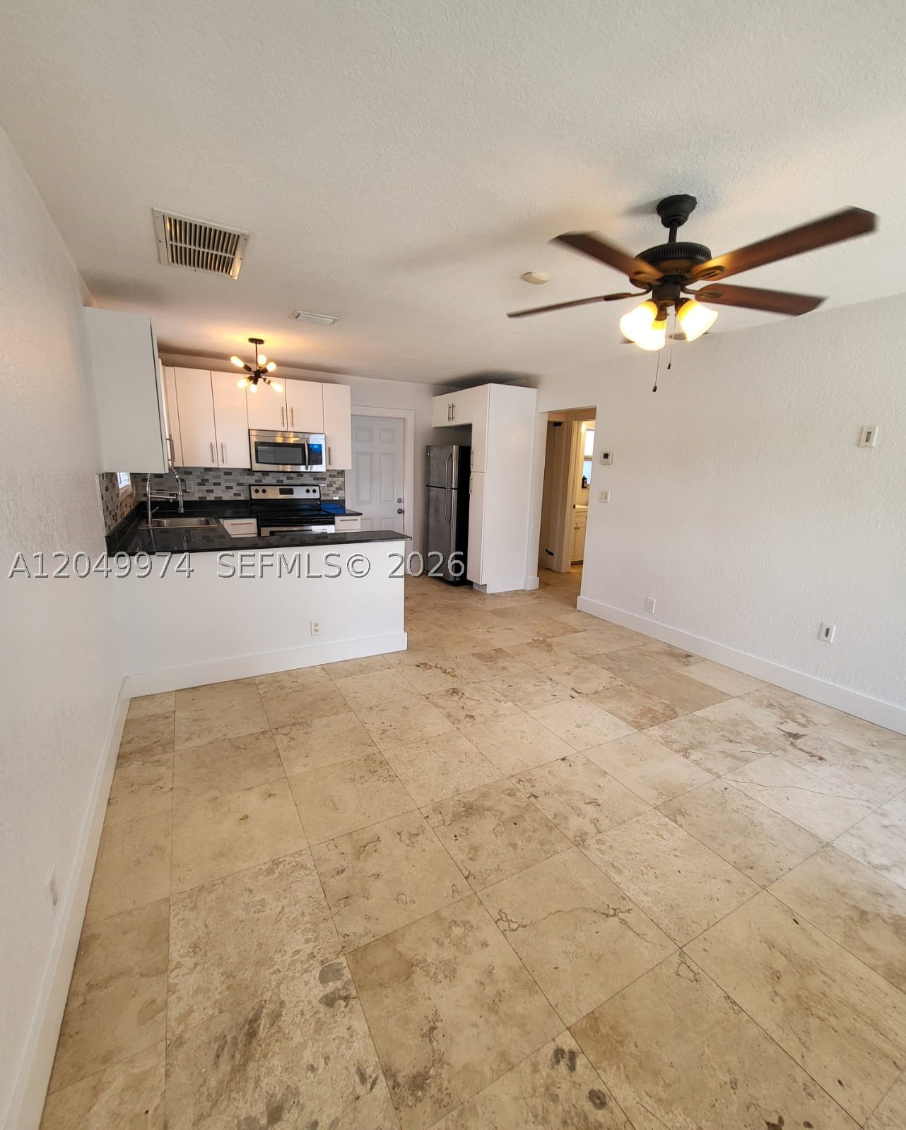 EAST SIDE VILLAS CONDO - Residential Lease