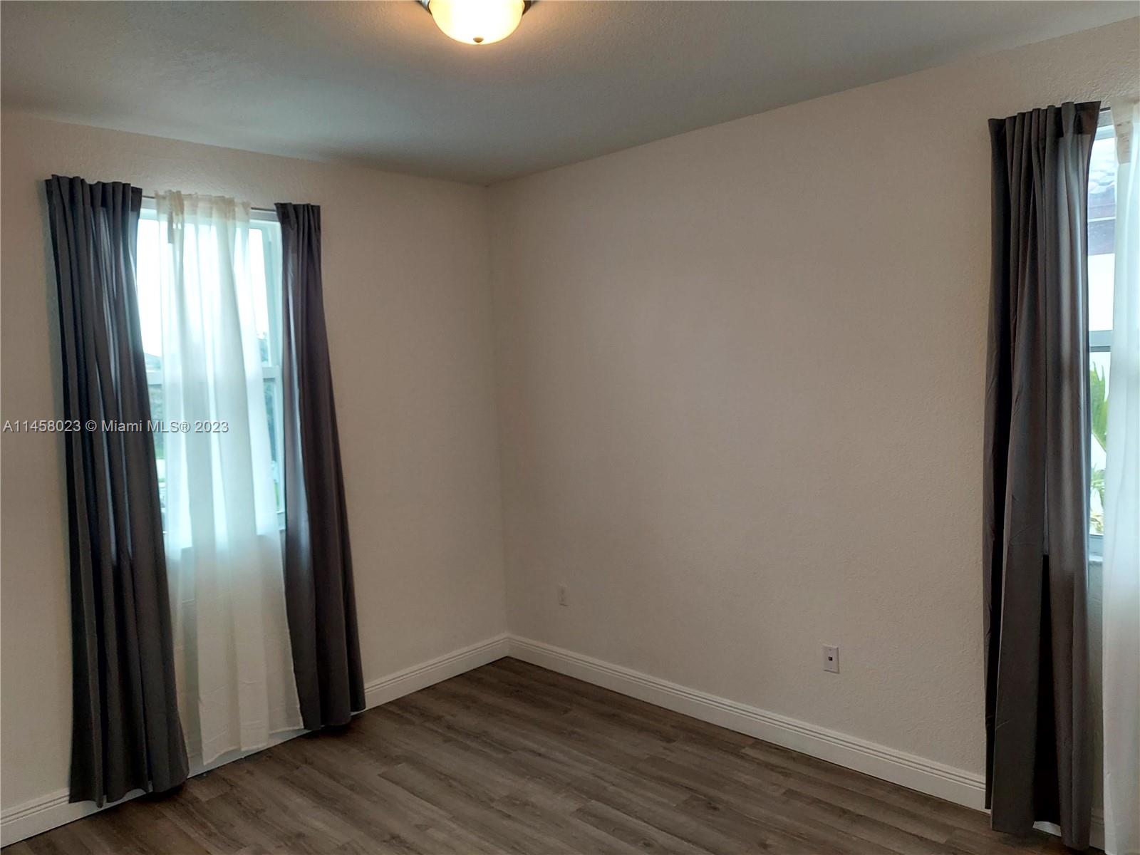 MILLENNIUM TOWNHOMES COND - Residential