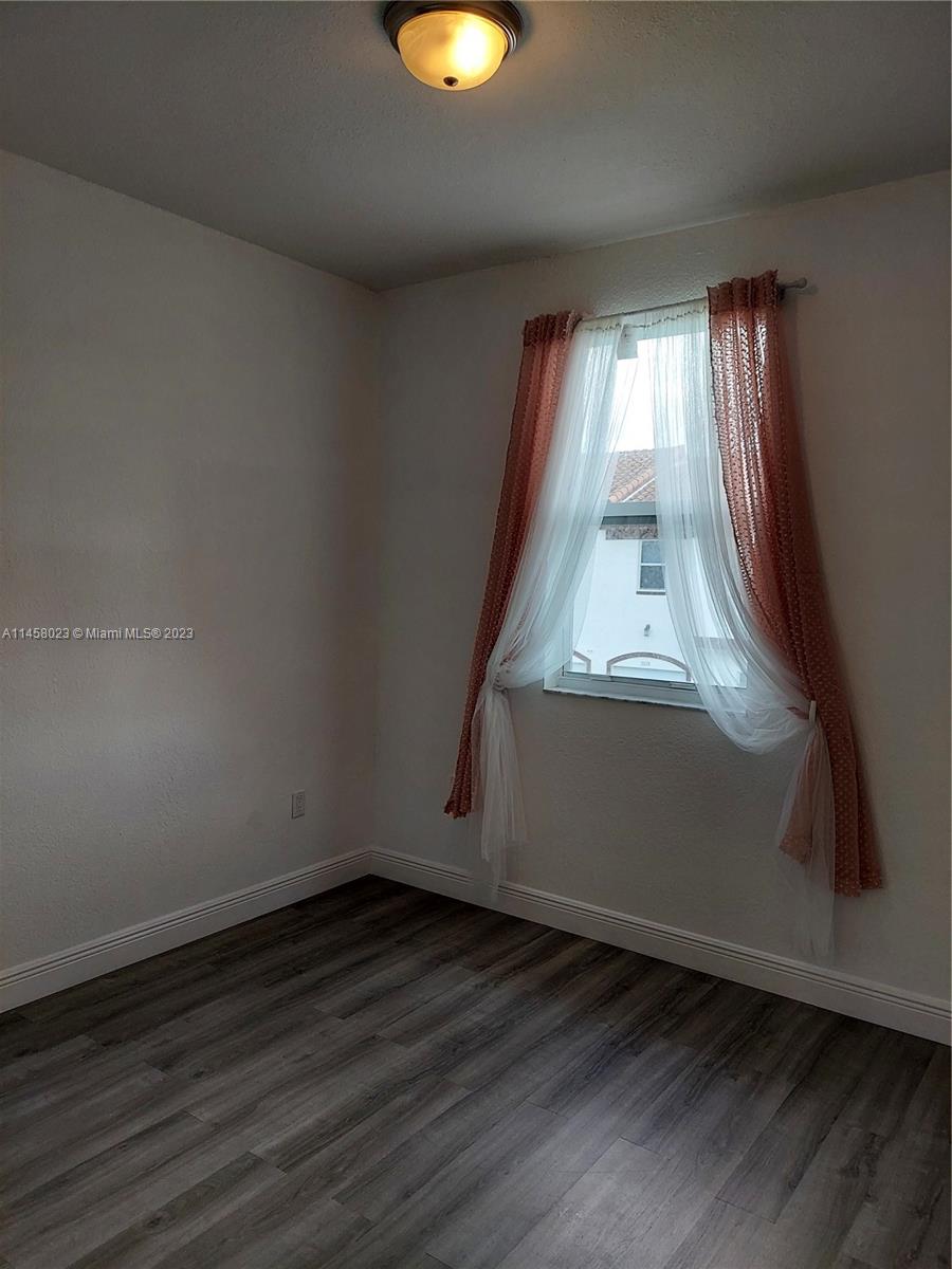 MILLENNIUM TOWNHOMES COND - Residential